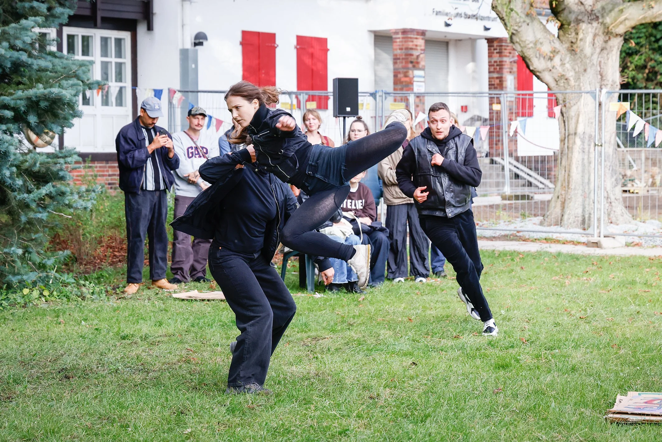 Salon-K_13.9.25_byAntoniaRichter_126 2.jpg