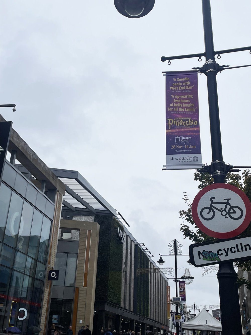 Design - Lamp Post Banners — Crossroads Pantomimes
