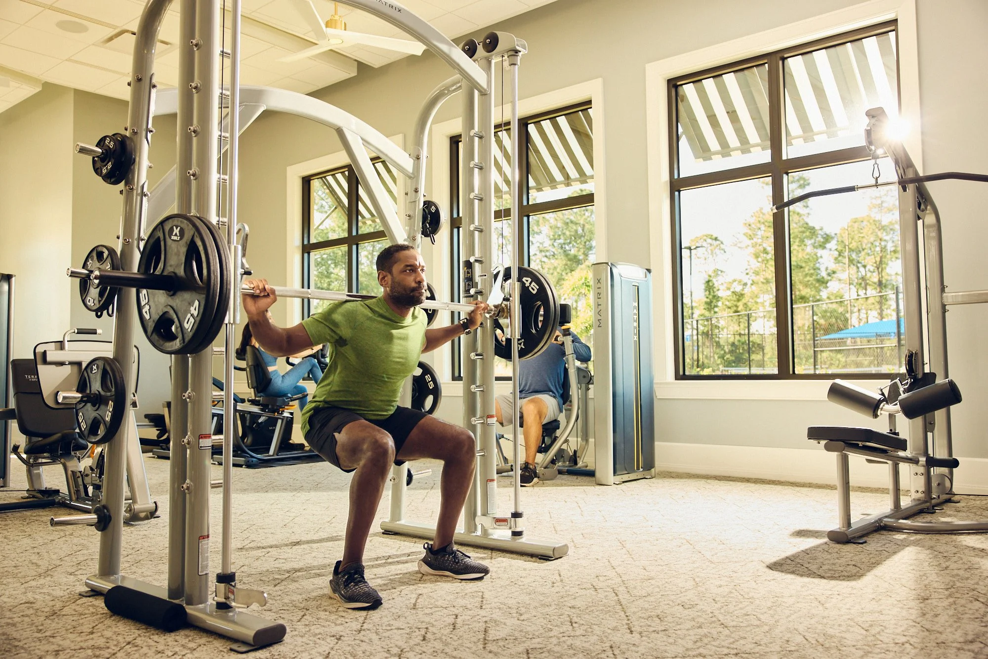 Photo of man preparing to lift weights del webb tampa fl