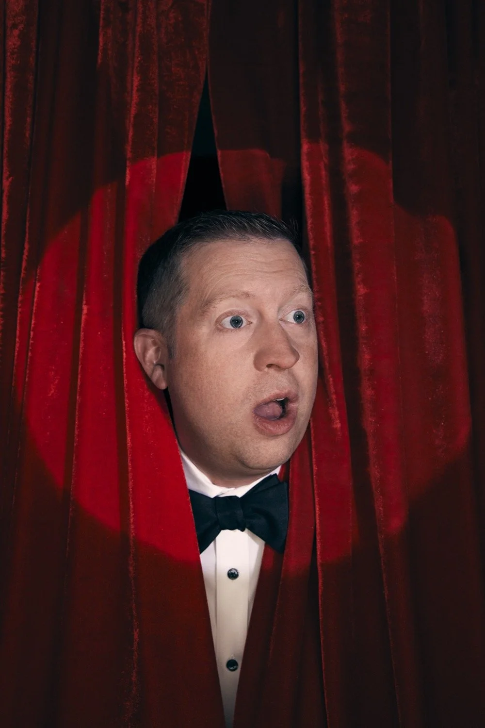 Andrew Minear of Orlando Sings