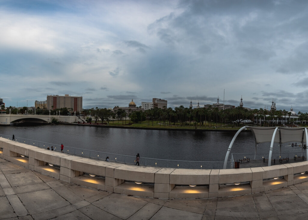 canvas_rectangle5_7_2176_0_7345_5247_0.png