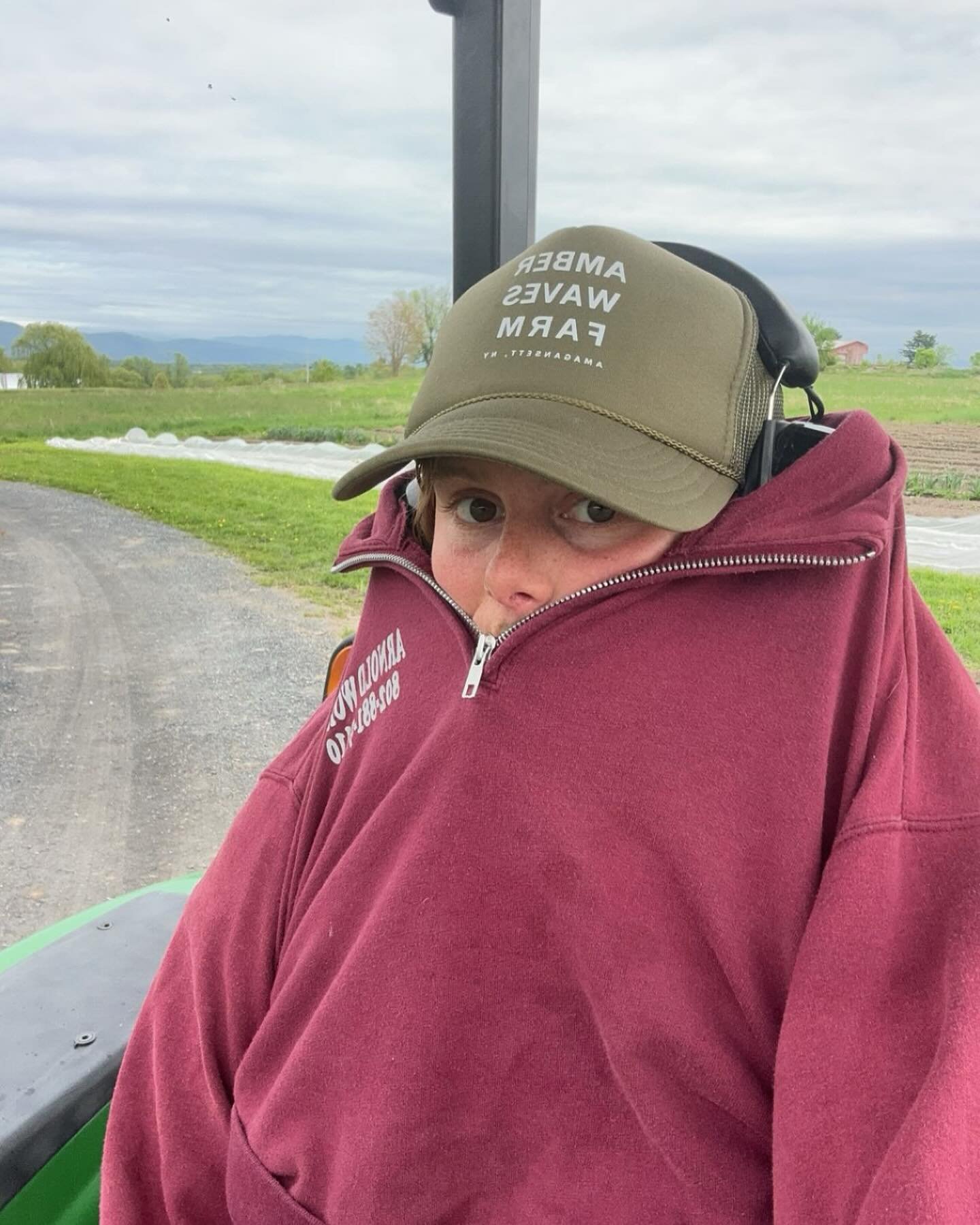 Monday feels: a quick moment to hide in my sweatshirt before emerging to grow more food as a form of resistance. Holy hell the world feels heavier than a tractor bucket of compost these days 😮&zwj;💨

Seriously though, Mr. &ldquo;big&rdquo; stuff, w