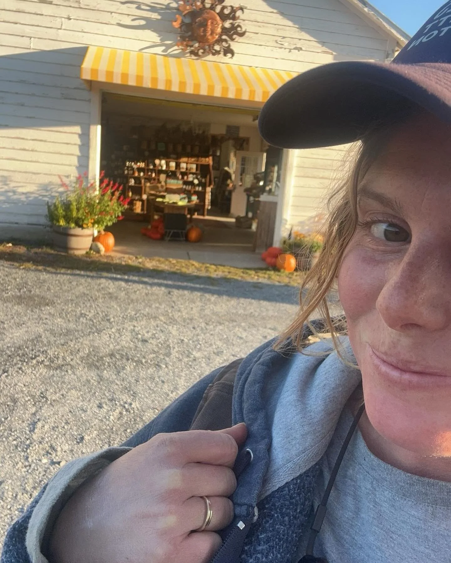 I can&rsquo;t wait to #vegout with all of you this weekend😉Thank you to everyone who shops with us for allowing me to have the best job ever 🫶 

Find me @shelburnefarmersmarket on Sat 🥕
OPEN at the farm in Charlotte #vermont