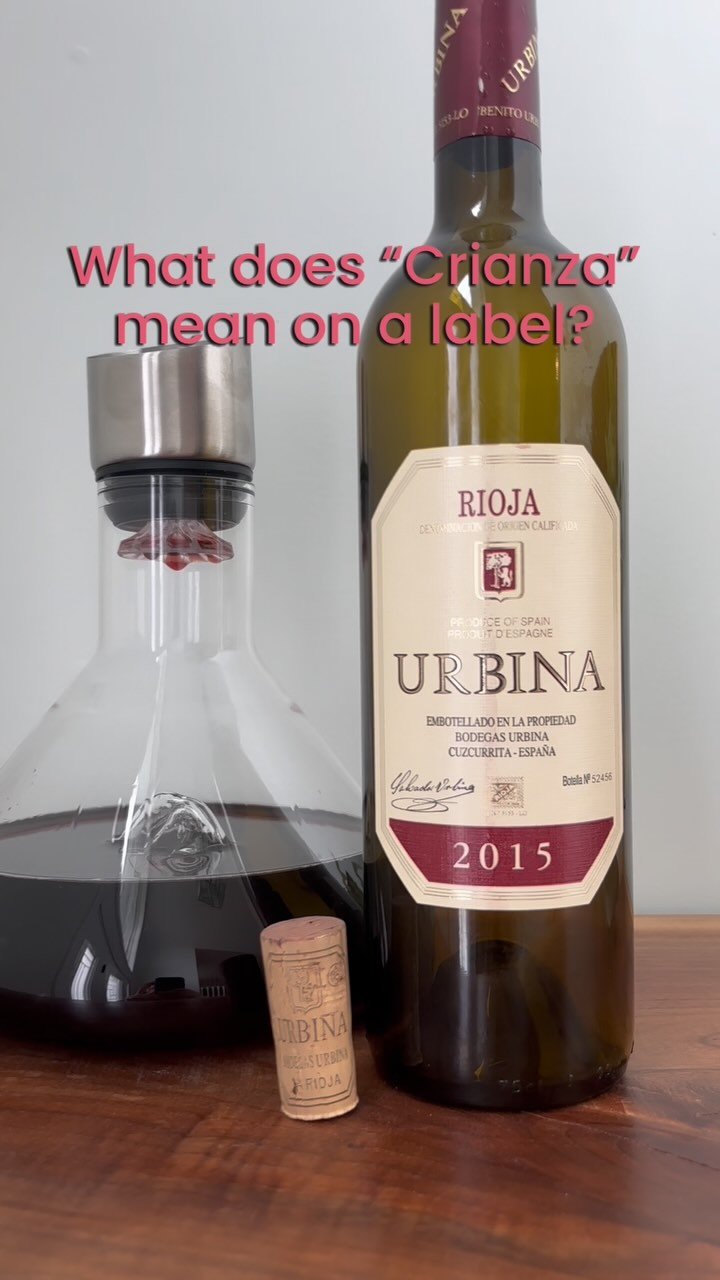 Reading Spanish wine labels ๐ช๐ธ๐ท
Did you know there’s a Rioja classification system that appears on wine labels that has to do with the wines aging process?
Save this post for the next time you’re buying red wine from Rioja ๐
โถ๏ธ Cri