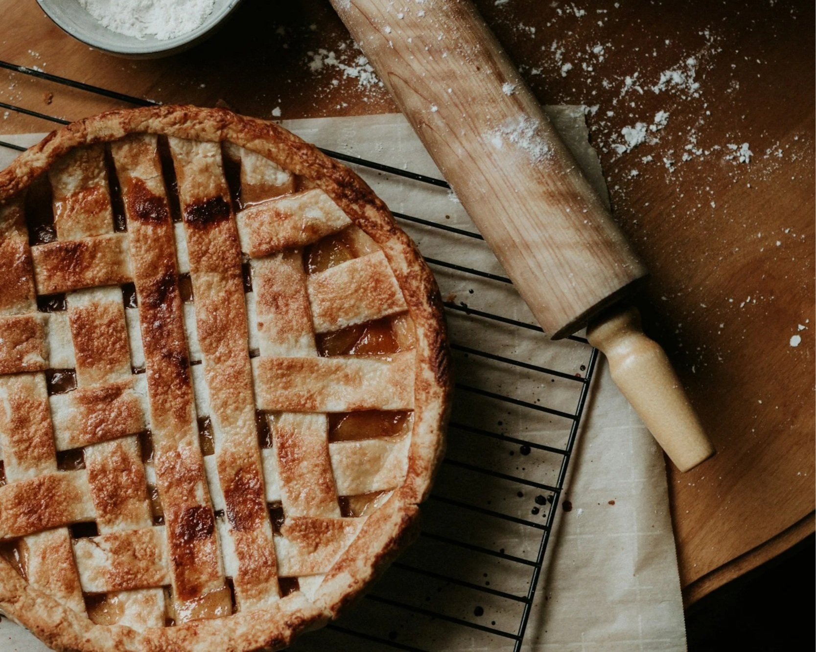 Apple pie wine pairing for Thanksgiving