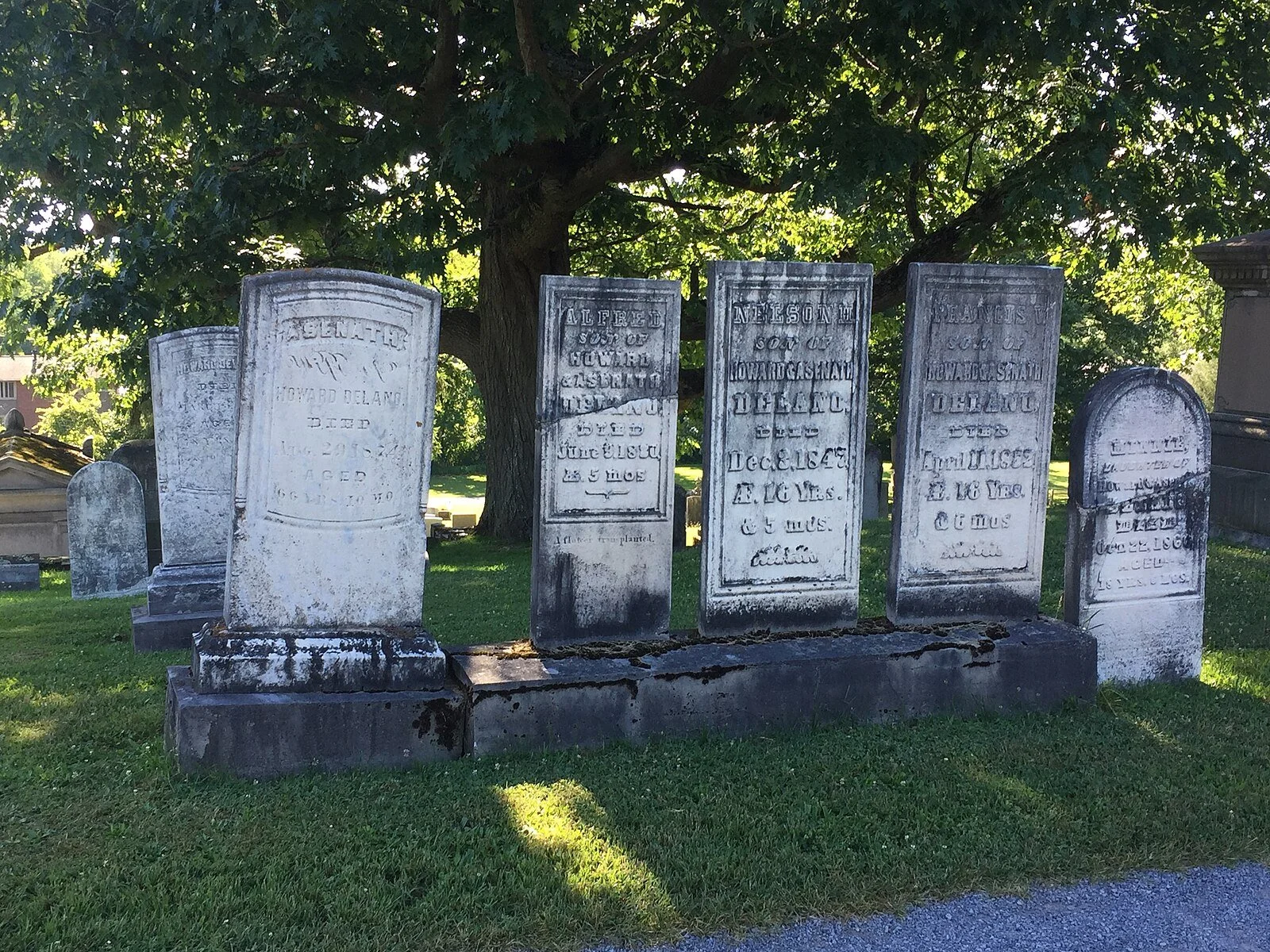 Lakeview_Cemetery_in_Skaneateles_15_44_05_755000.jpeg
