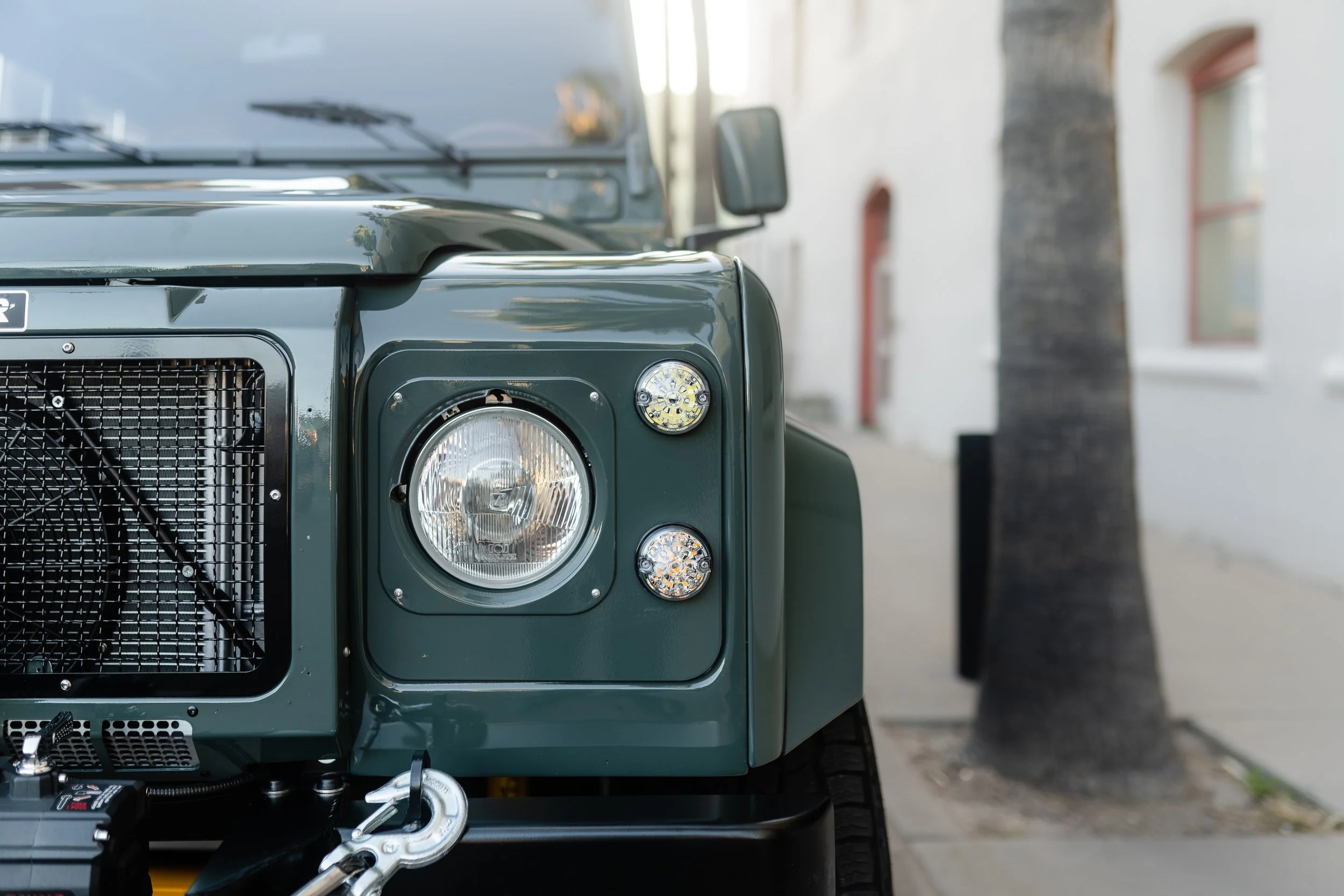 1996 Land Rover Defender 110 Beachrunner – The Vineyard Series