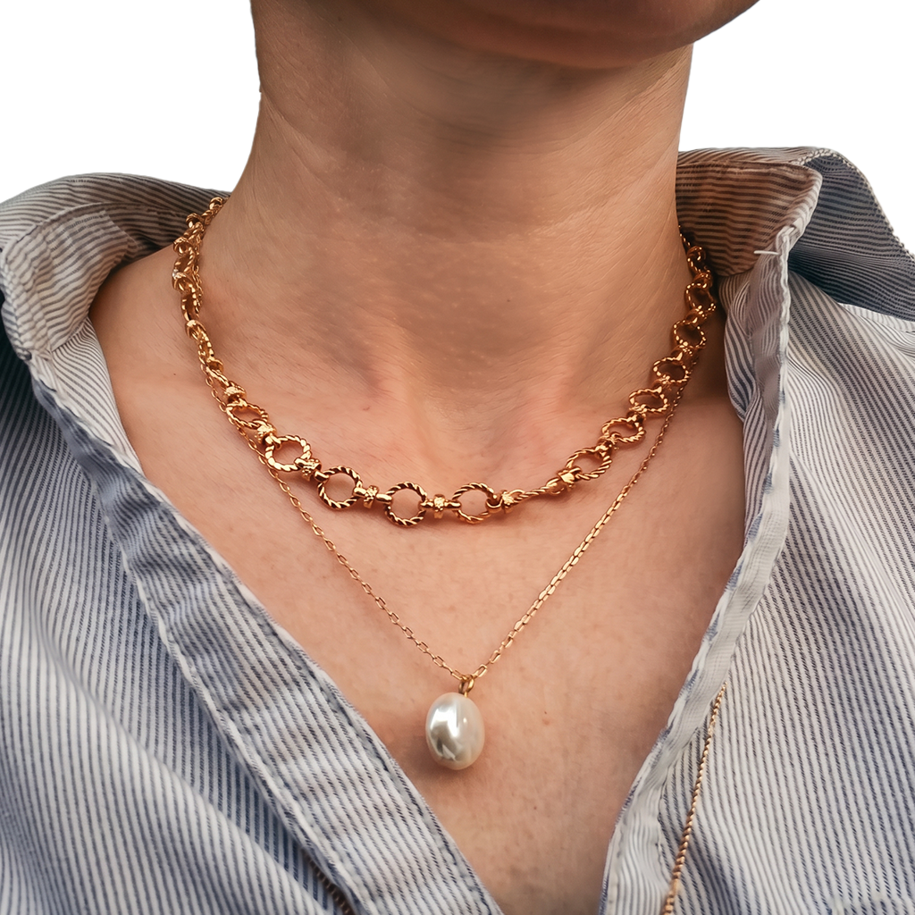 Gold Pearl Necklace Square.png