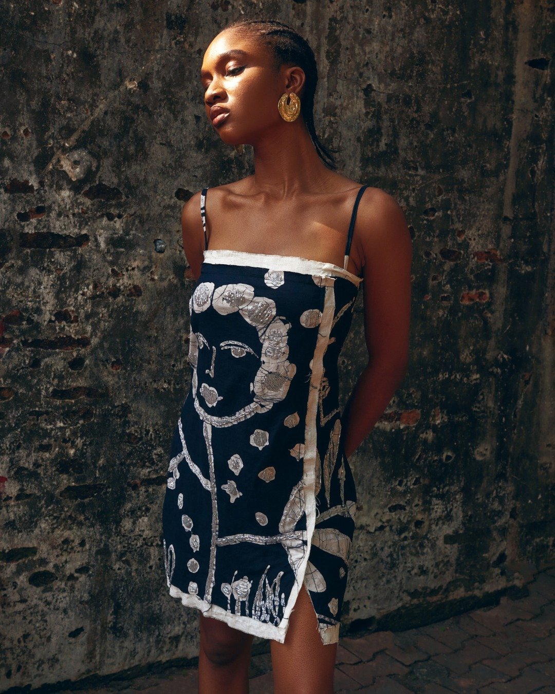 ABIOLA OLUSOLA SS'25 Campaign. Documented by @salamiomogbolahanAss. Art Director @kemisolafunshoShoes- @shekudoLagos, Nigeria.info@abiolaolusola.com for pre-orders and more information.#abiolaolusolass25.jpg
