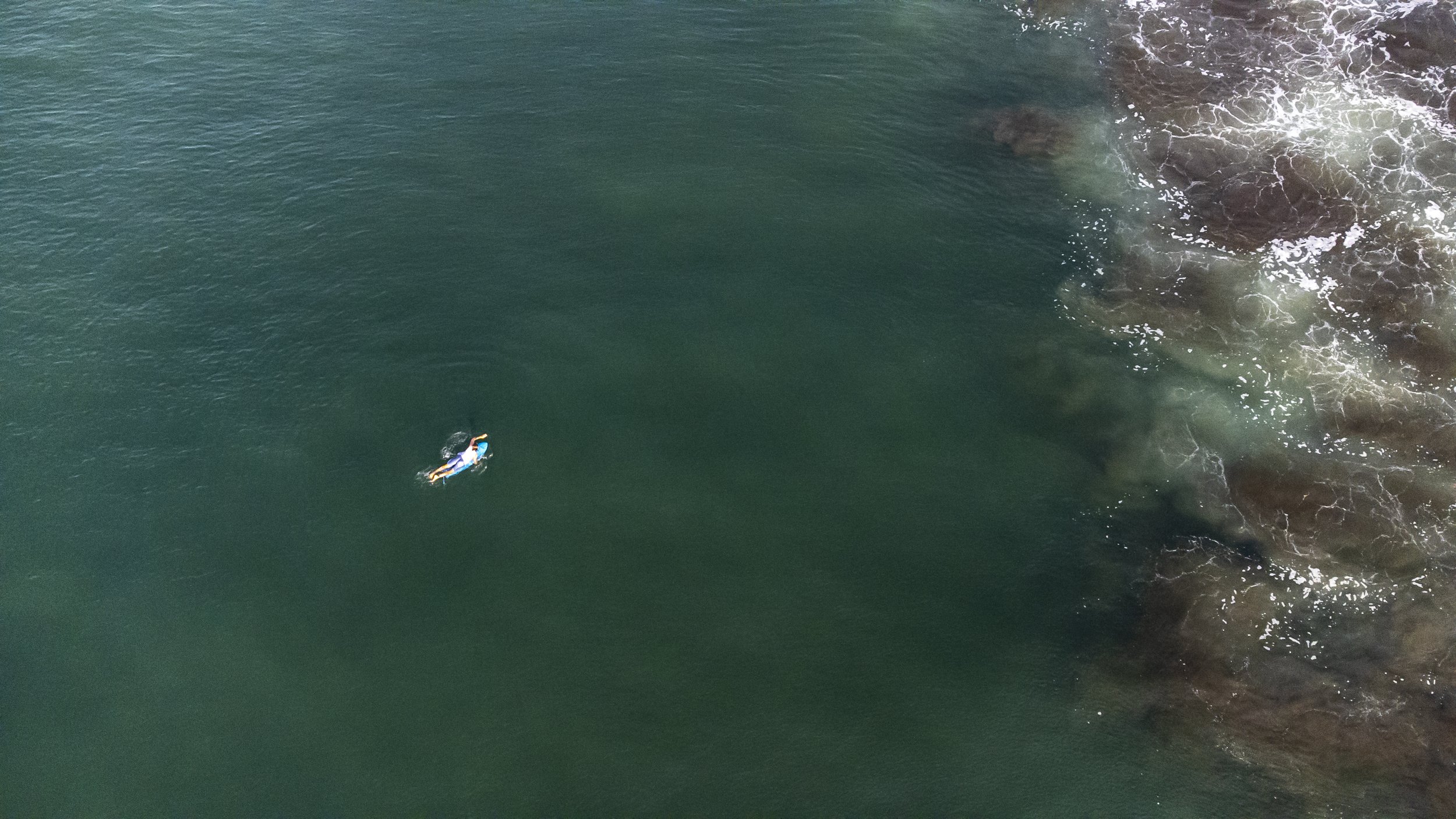 Why Small Group Surf Retreats Create a Better Experience