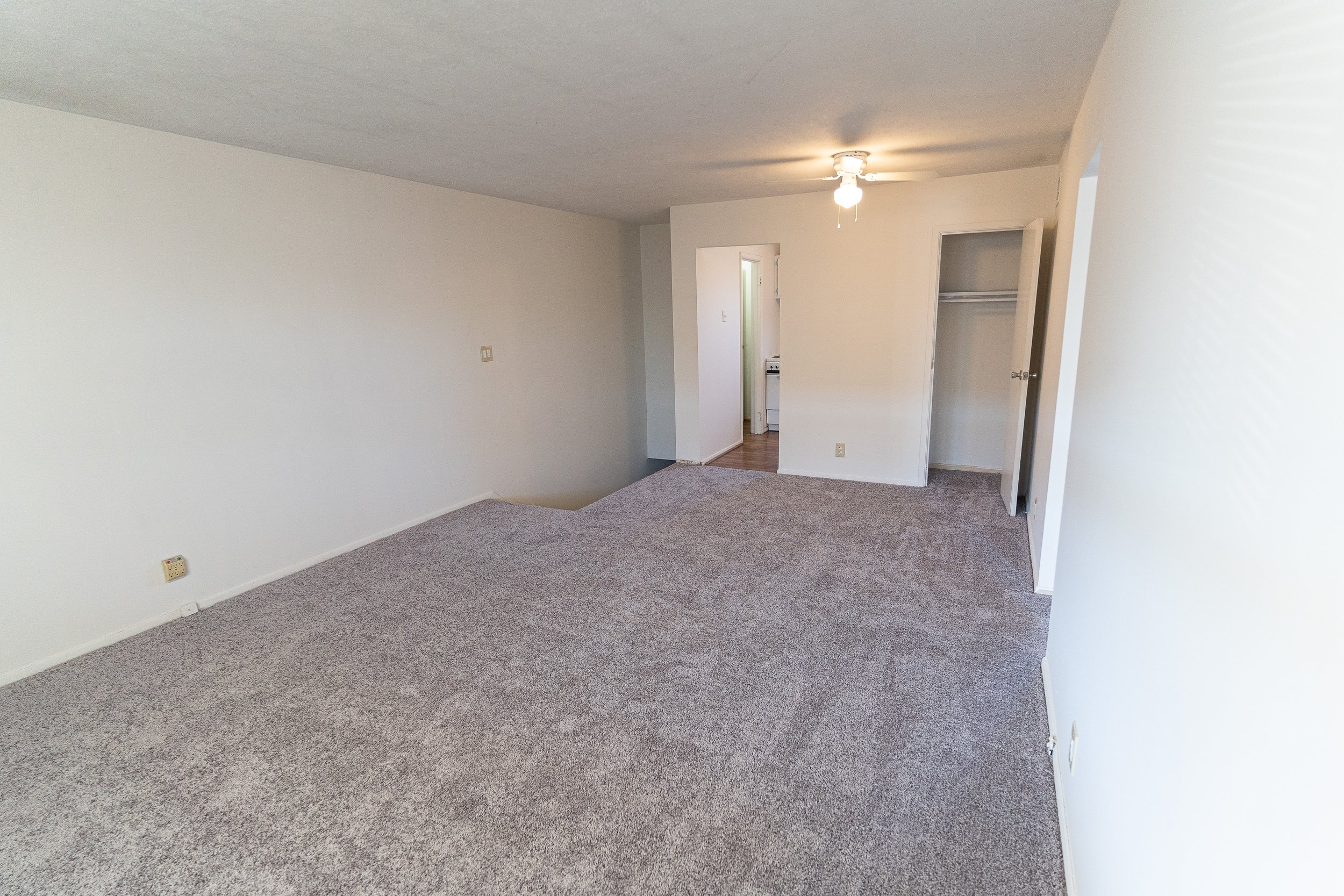 20211220_2520LangdonDriveUNit4_LynchRealty_5.jpg