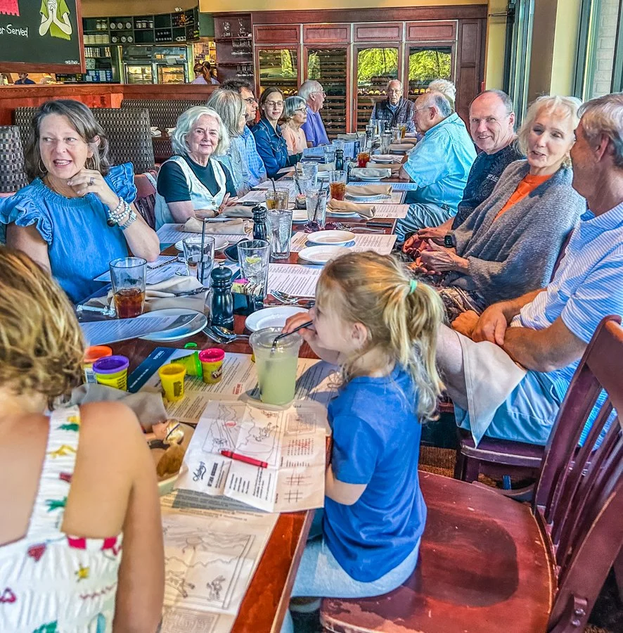 Fall Break Fellowship Dinner at Calhoun’s on the River!