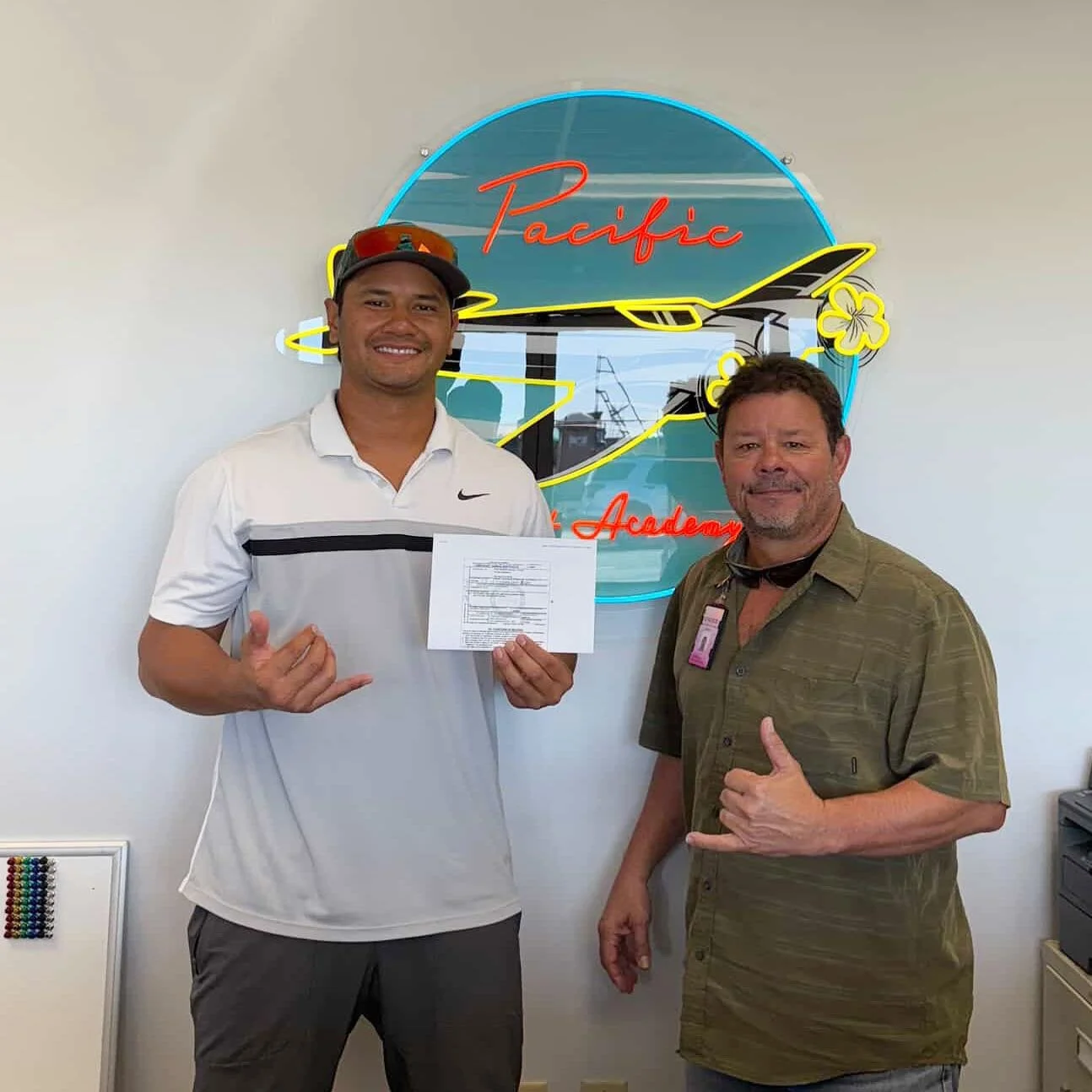 โ๏ธ Congratulations to Noah on earning his Commercial Pilot License! ๐ค๐ฝ
From first solo all the way to commercial checkride day, Noah has shown dedication, perseverance, and a true love for aviation. His advice to other flight students:
“Never