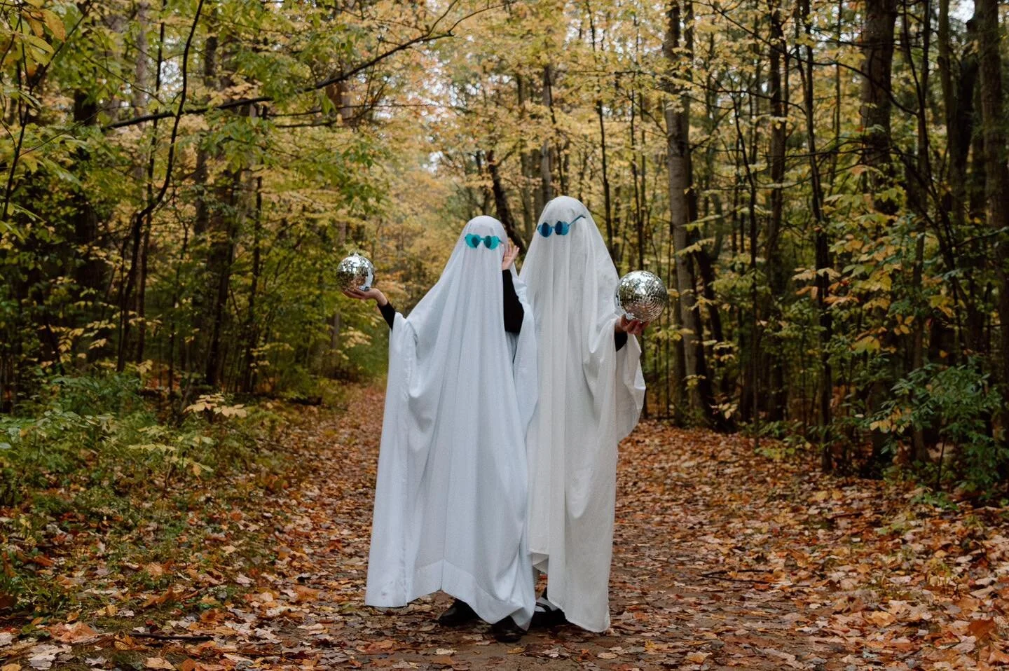One last Halloween post before we start talking about what I&rsquo;ll be offering for the Holidays! 👻
I&rsquo;m really excited to ground down into the pieces of photography that I love most loving into November and December. See you here tomorrow fo