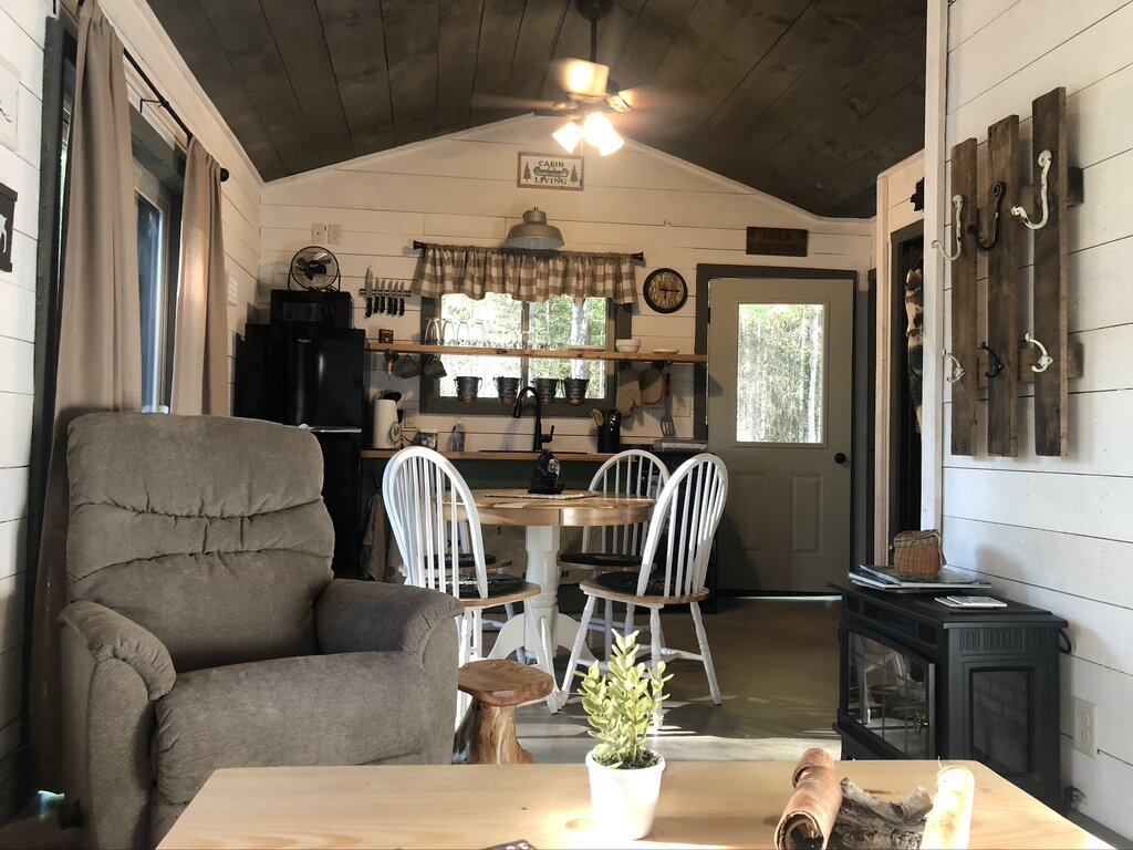 1 Bedroom Cabin