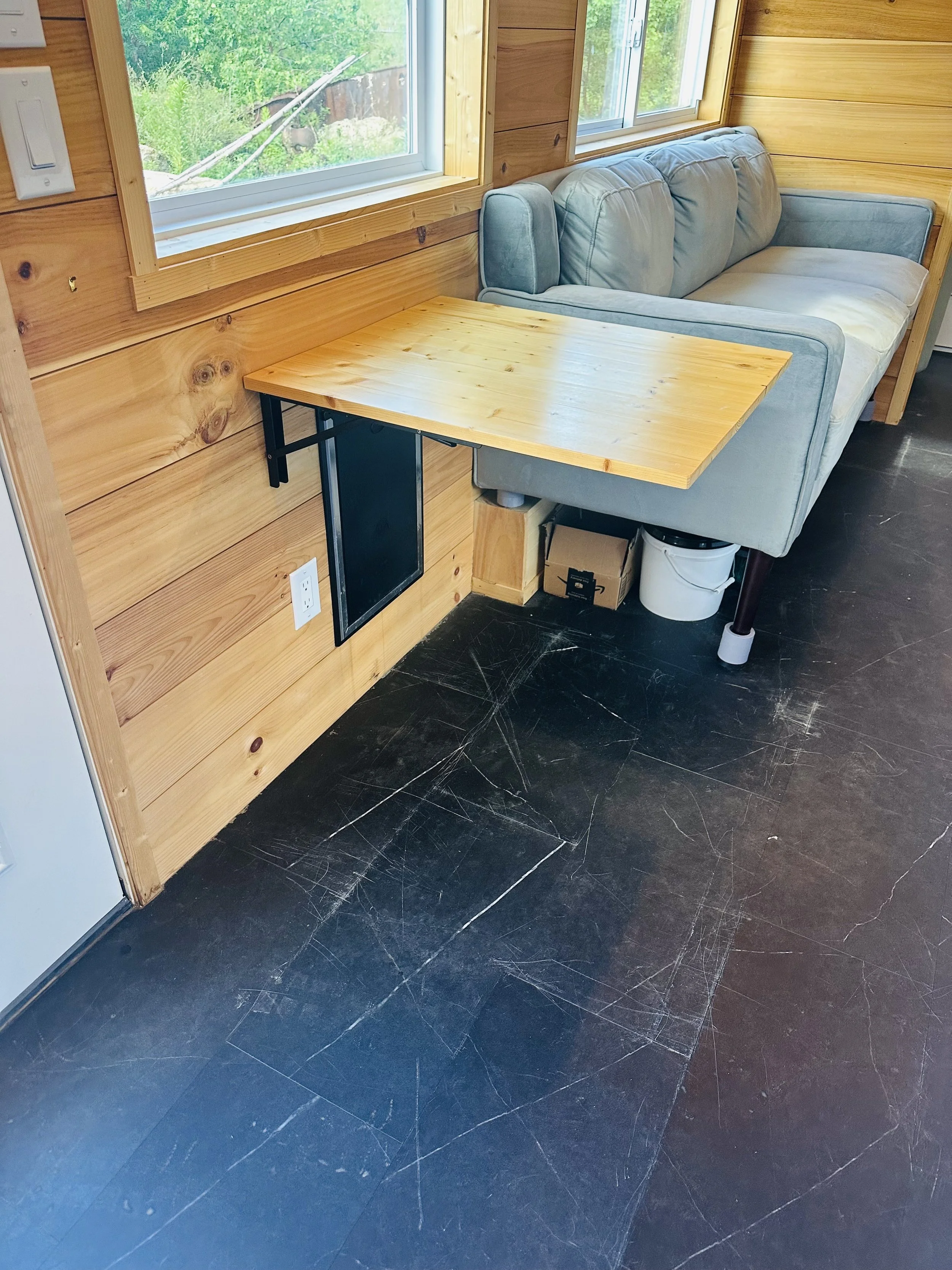 Flip Up Table.jpeg