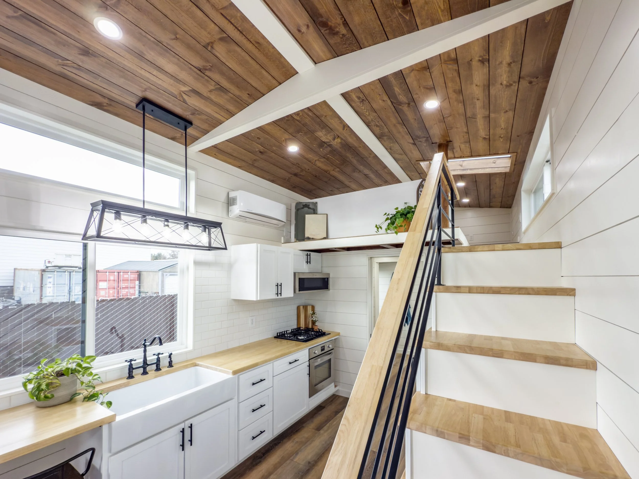 jt-collective-tiny-house-6-12jpg_54204420195_o.jpg
