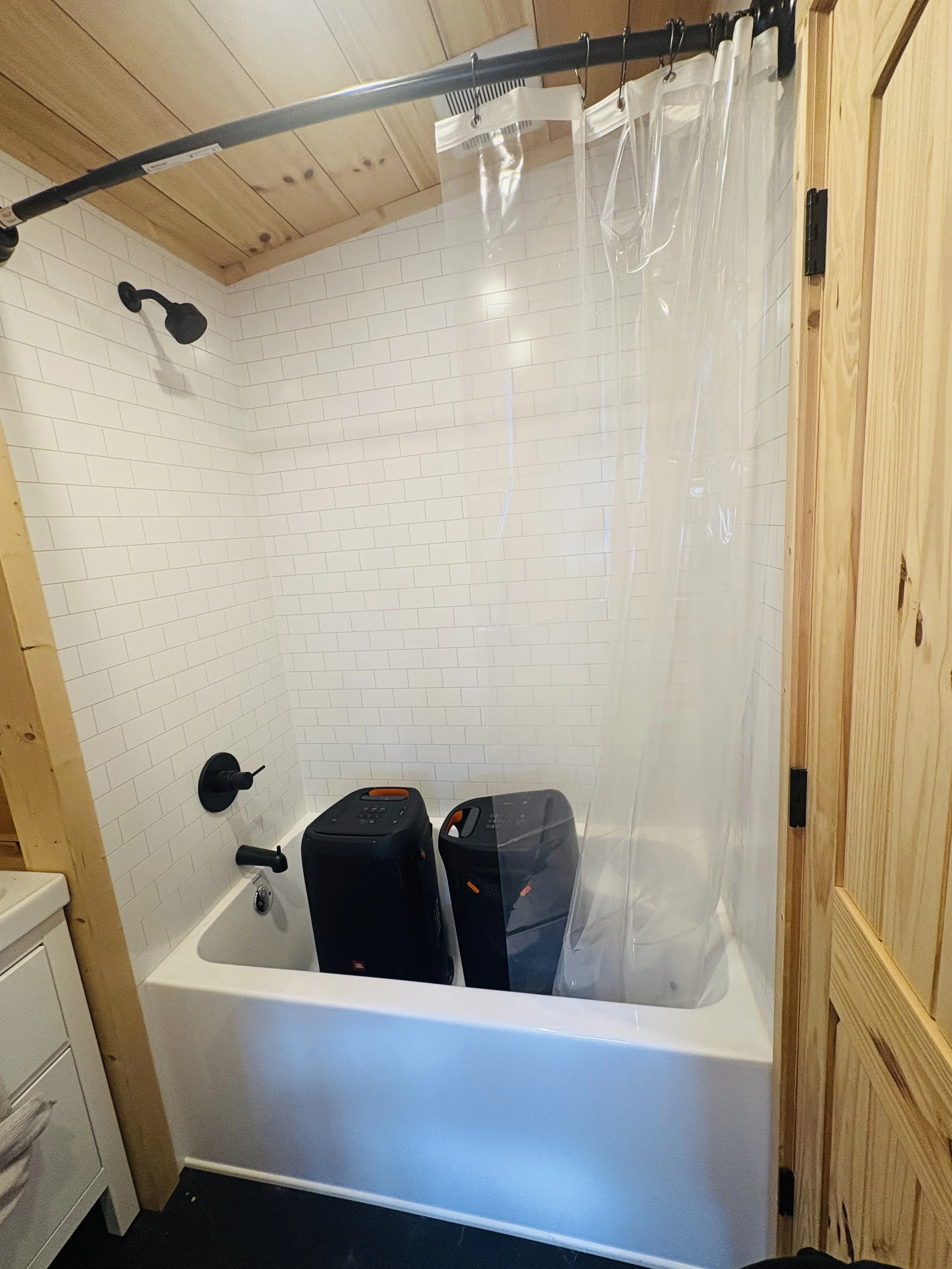 Bathtub.jpeg