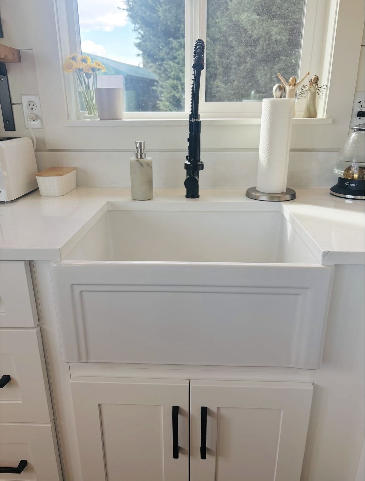 Kitchen Sink Medium Shot.png