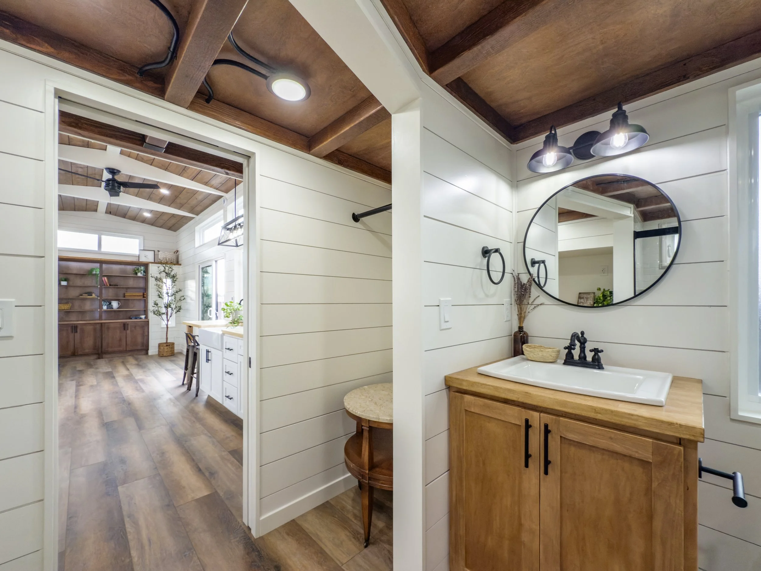 jt-collective-tiny-house-6-5jpg_54203098142_o.jpg