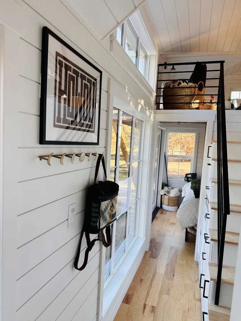 Hallway to Bedroom.jpg