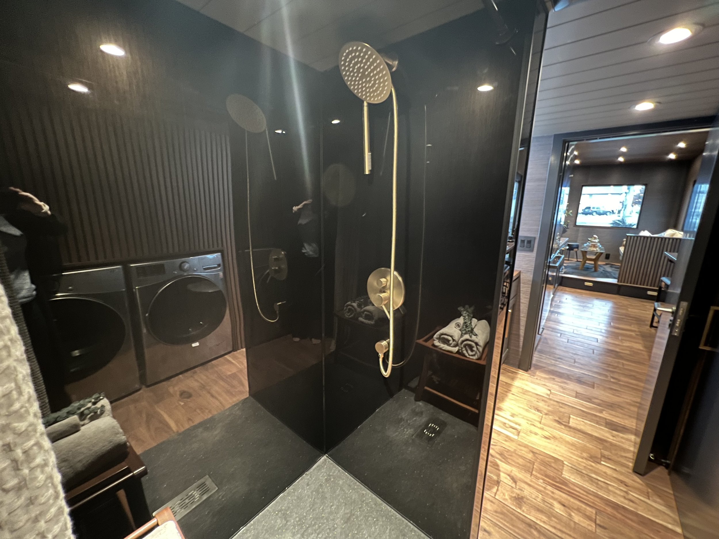 Bathroom Showerhead.jpeg