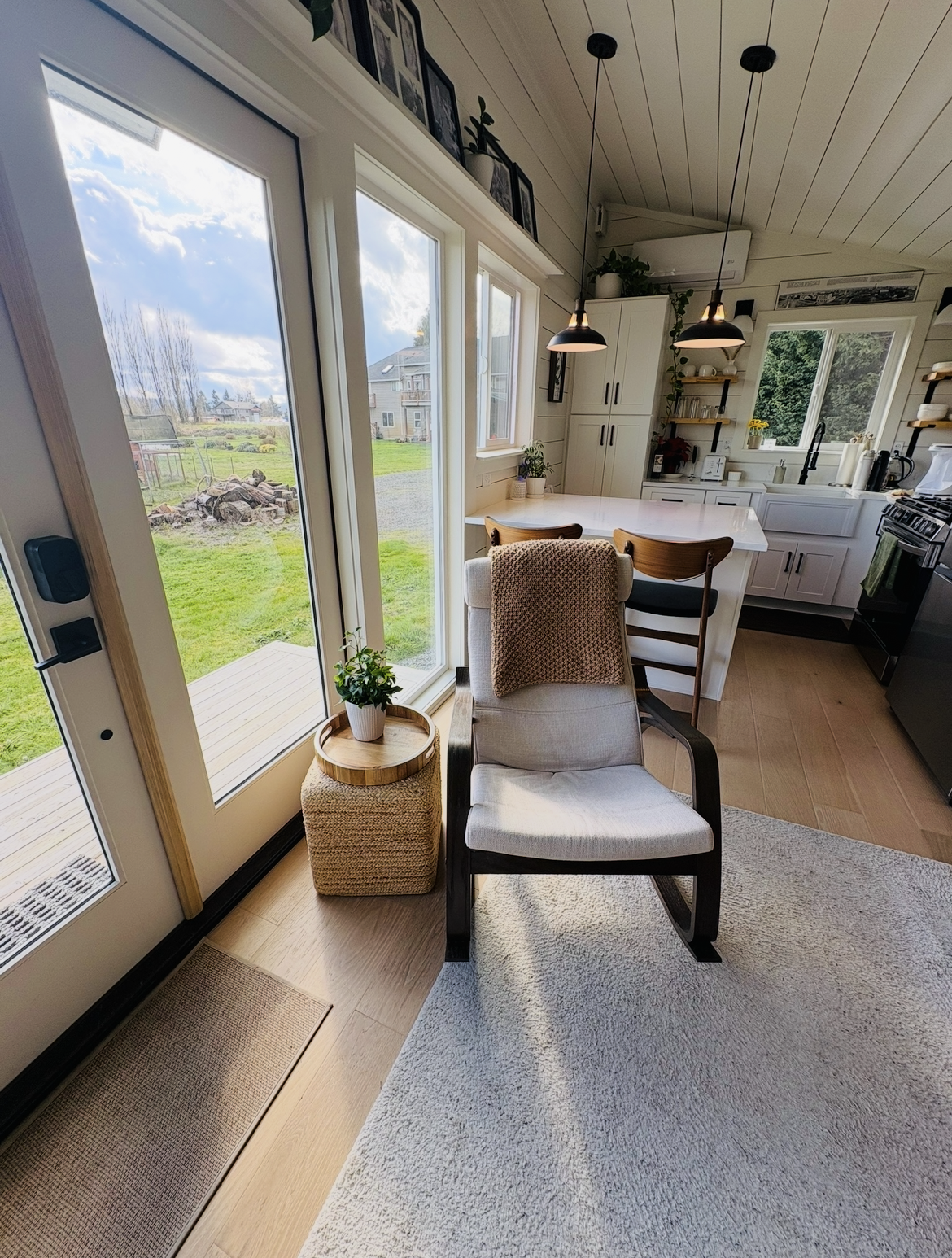 Living Area.png