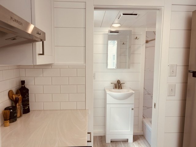 Bathroom Sink CU.jpg