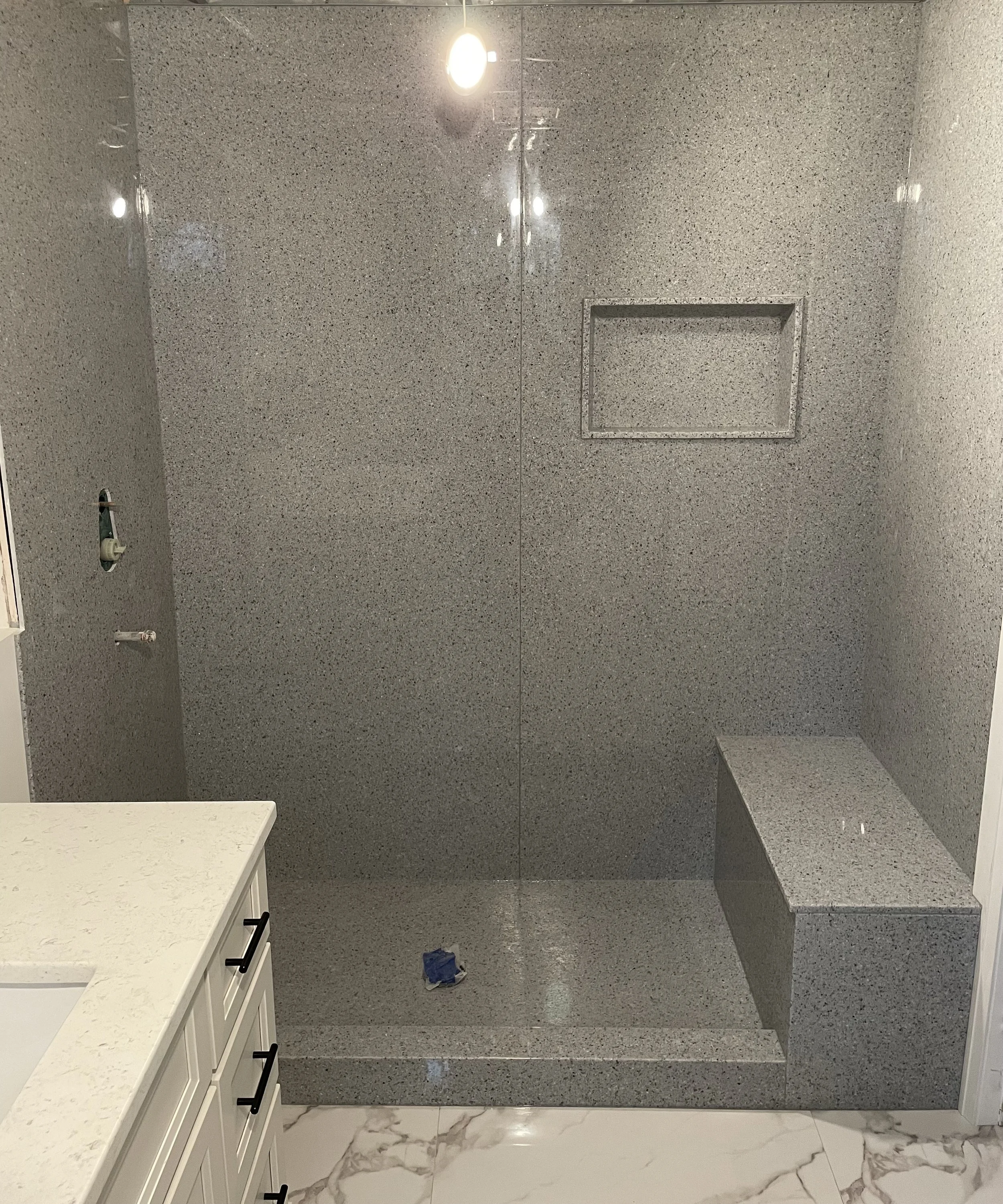 Coni Marble Surround