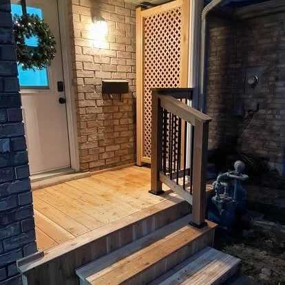 Cedar  Porch Privacy lattice