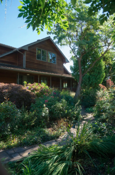 Screen Shot 2021-10-28 at 1.30.31 PM.png