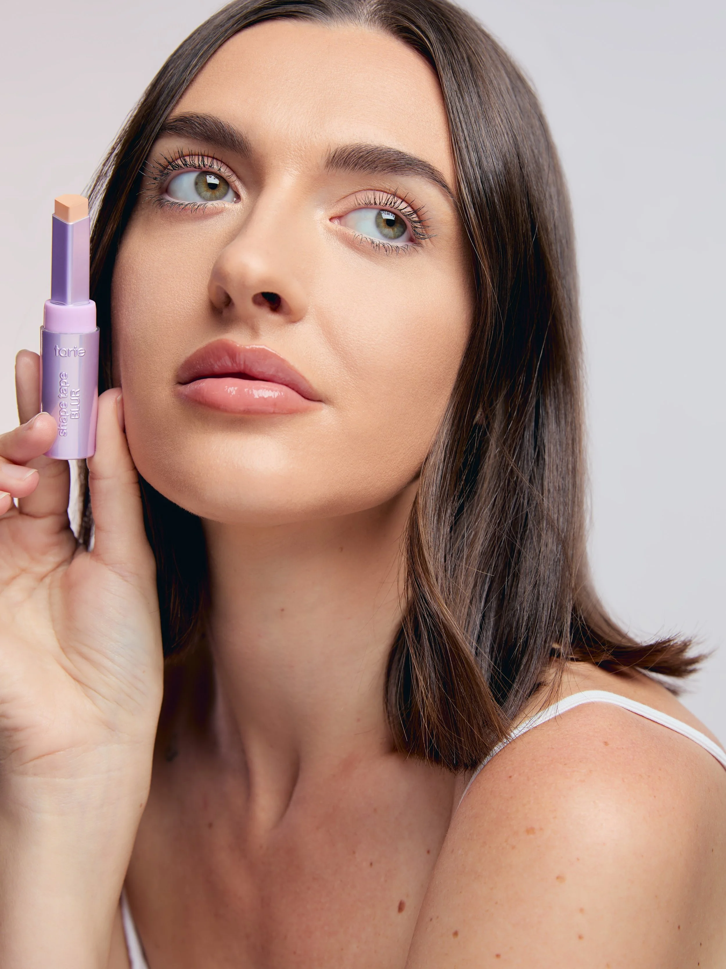 SHAPE_TAPE_BLUR_STICK_AMANDA_4042_RGB_UNCROPPED_DESIGN.jpg