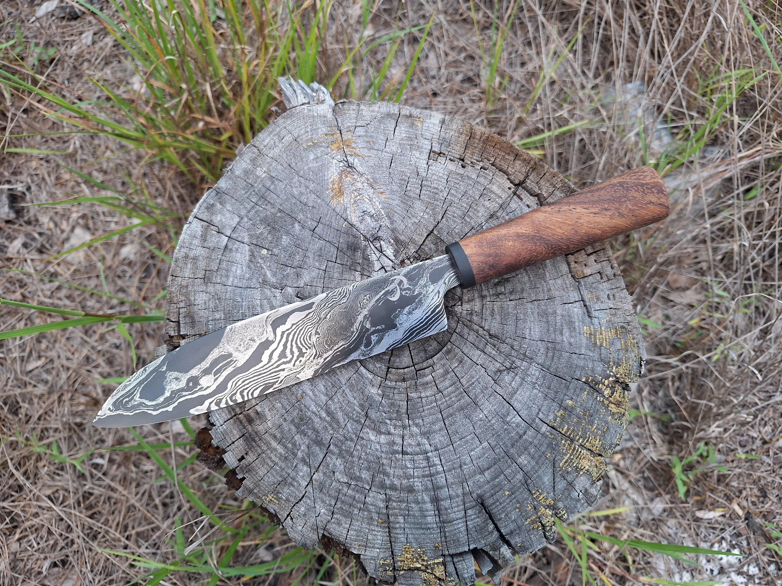Graveyard Twist Damascus Chef Knife