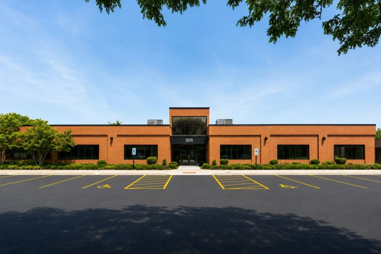 Office building at 505 E. Golf Road, Arlington Heights, managed by Leading Edge Realty Advisors