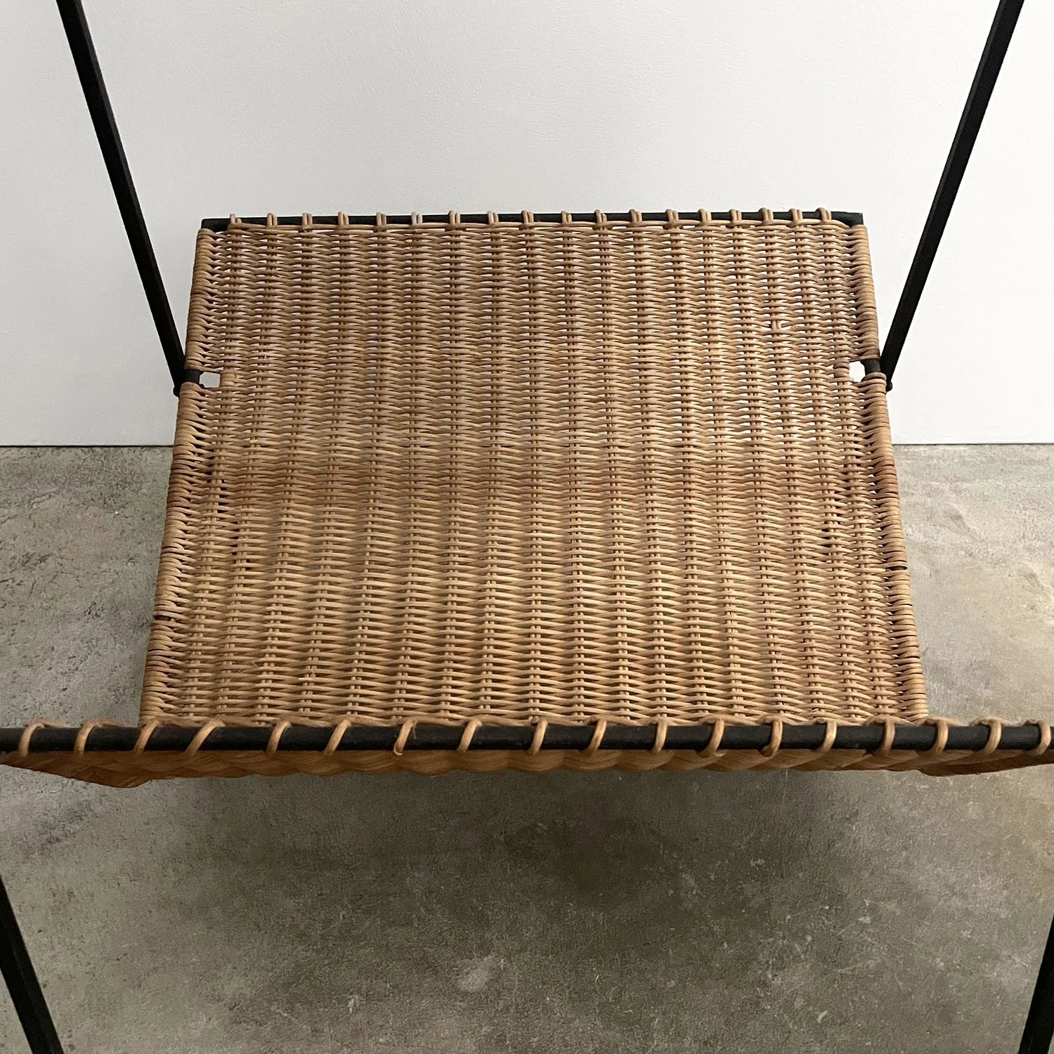 Raoul Guys Wicker & Iron Magazine Table 17 web.jpg