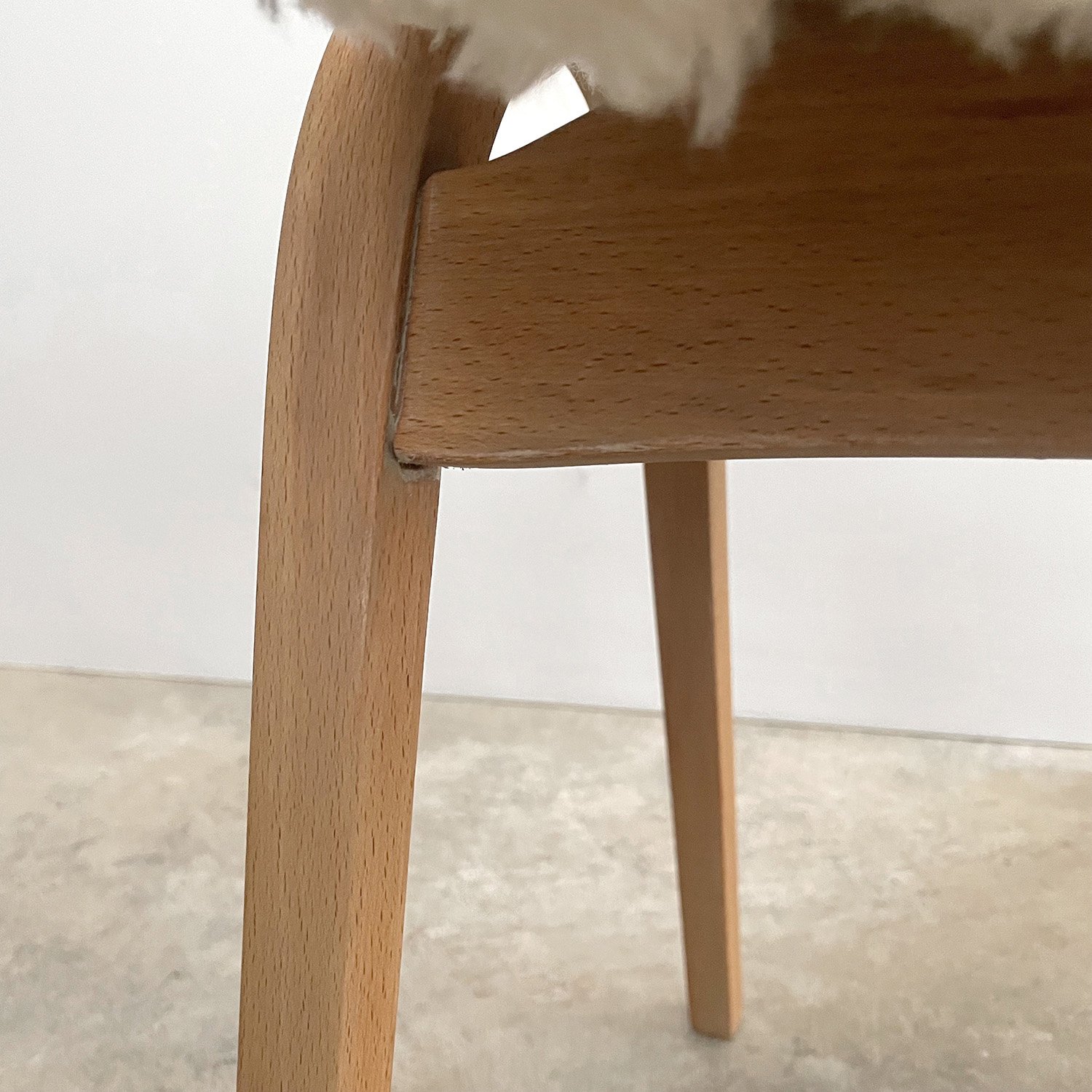 Isamu Kenmochi Stool 1 - 10 web v2.jpg