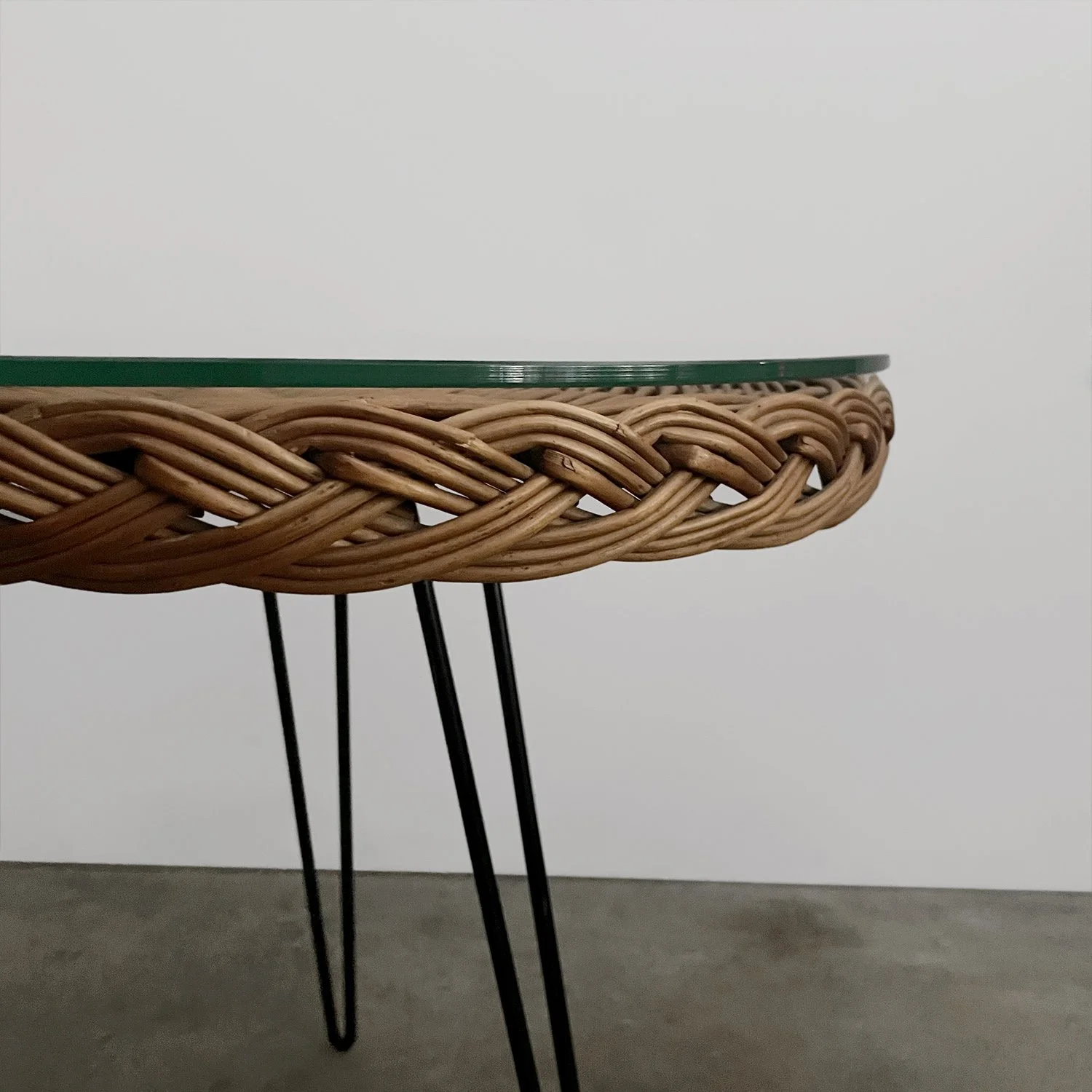 French Wicker & Iron Tripod Table 5 web.jpg