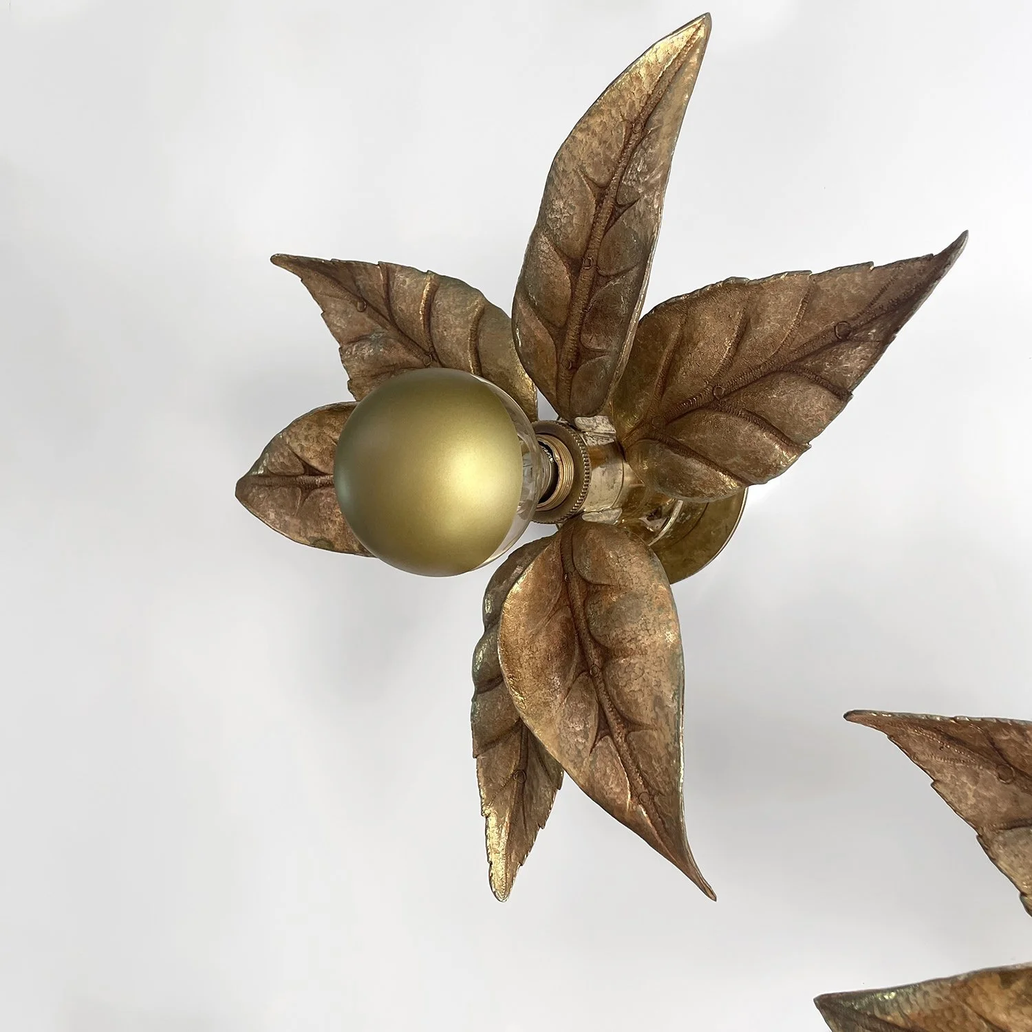 Pair of Belgian Floral Leaf Wall Lights 6 web.jpg