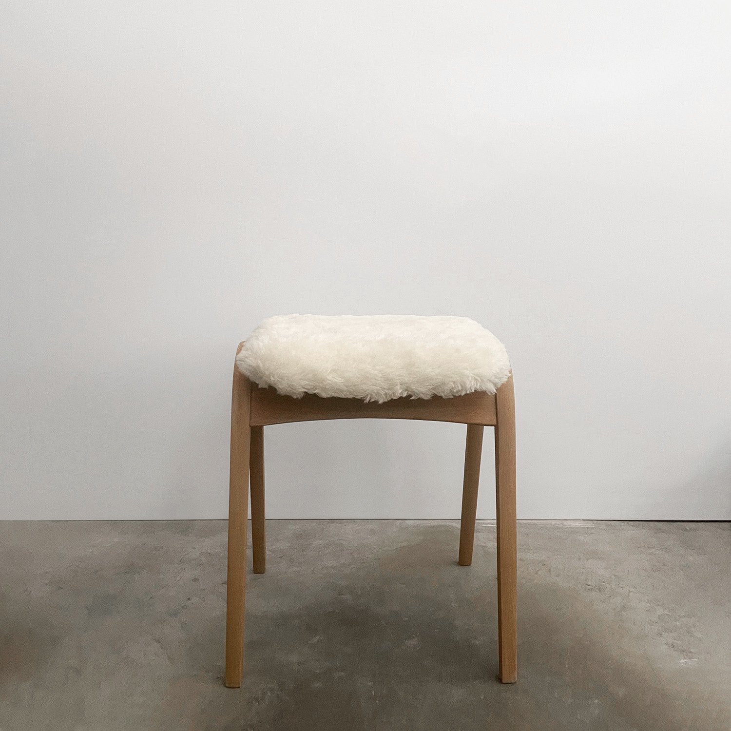Isamu Kenmochi Stool 1 - 1 web v2.jpg