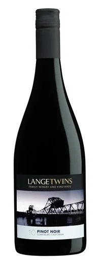 2010 PinotNoir bottle.jpg