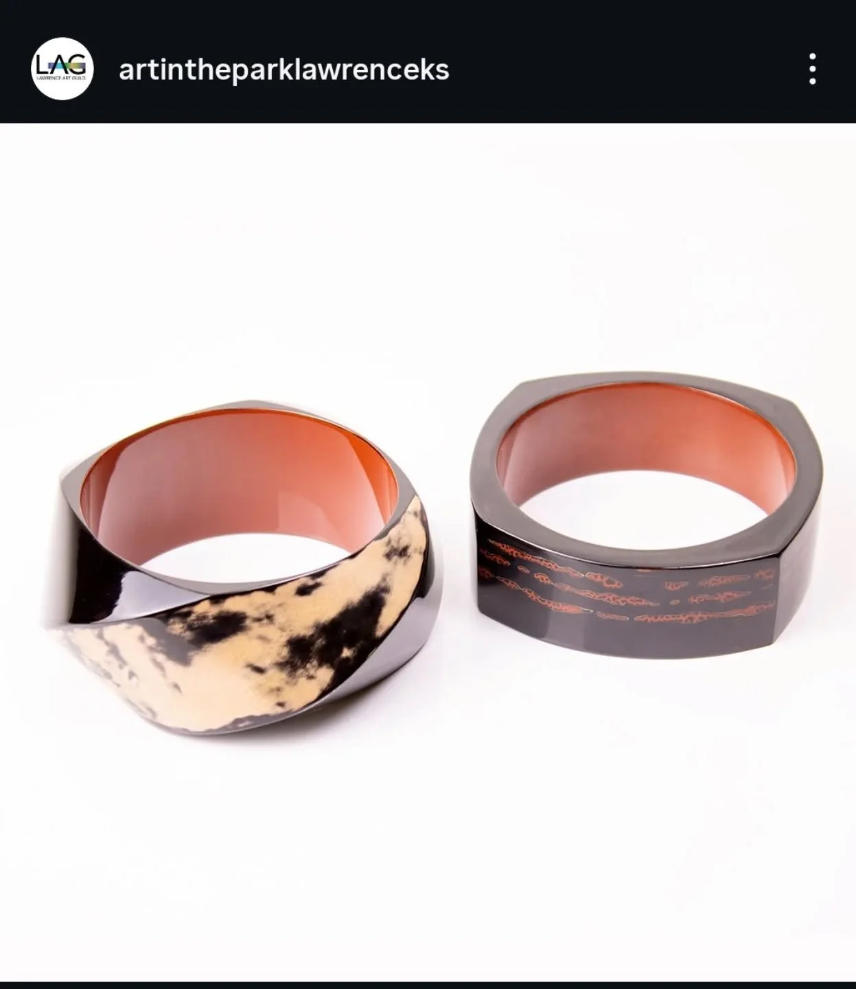 We are participating in Lawrence Art in The Park on September 13 and 14. We will bring our handmade urushi (Japanese lacquer) jewelry, glass dip pens, and glass jewelry. Hope to see you! 

@artintheparklawrenceks 

アートフェアに参加させて頂きます。手作りの漆塗りのジュエリーや硝子ペン