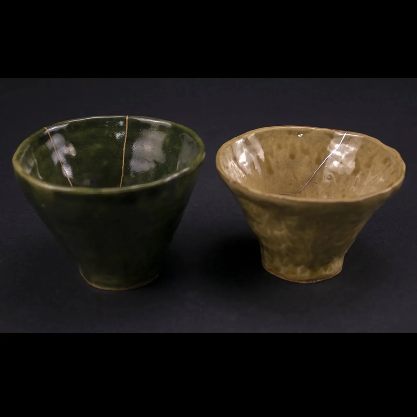 Hand built bowls by my sister. ❤️ They had been used almost everyday, and needed crack repairs. Look so pretty. ✨✨

私の姉が手捻りした、かわいい器。

#kintsugi #gintsugi 
#金継ぎ #銀継ぎ