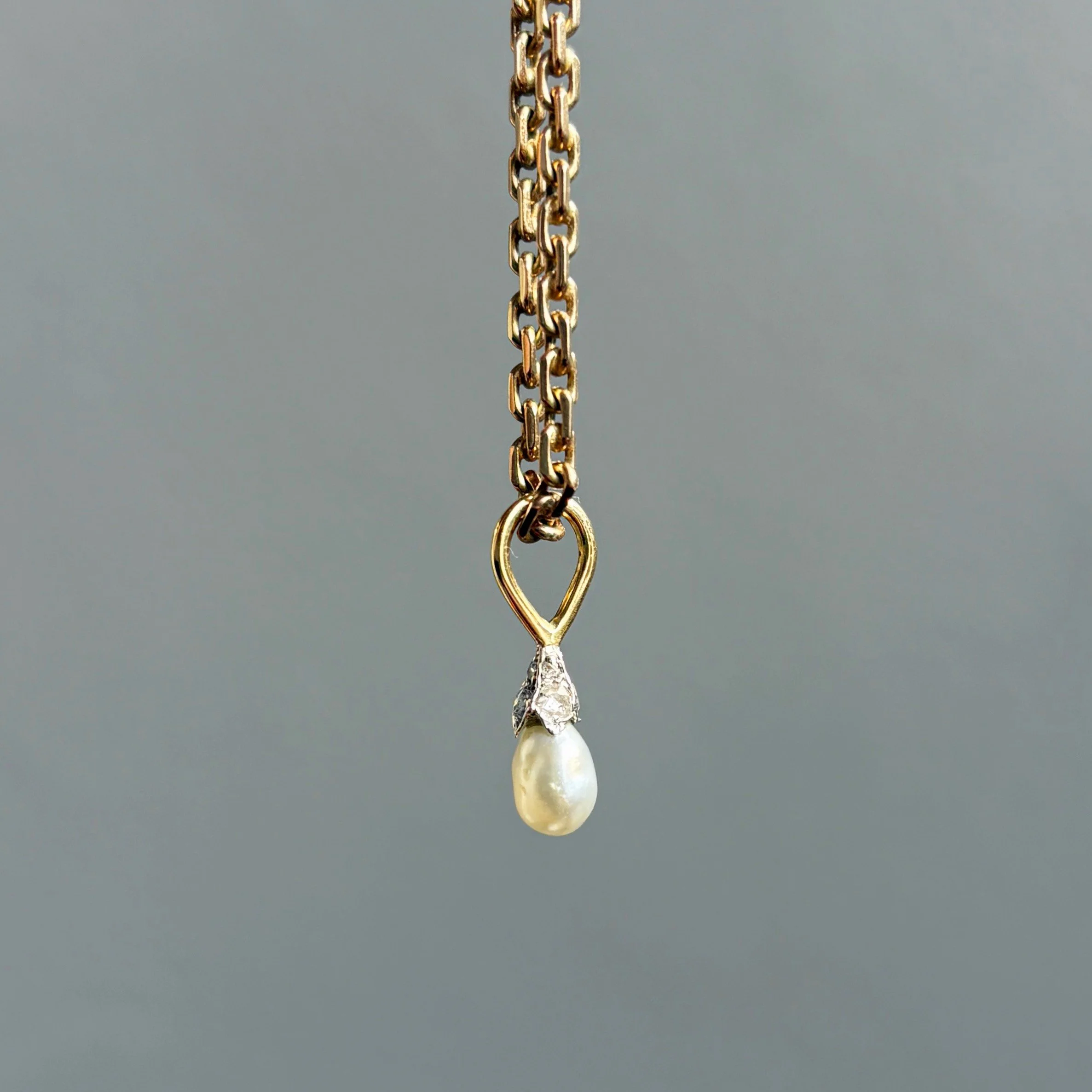CA289 pearl and diamond pendant 18.jpg
