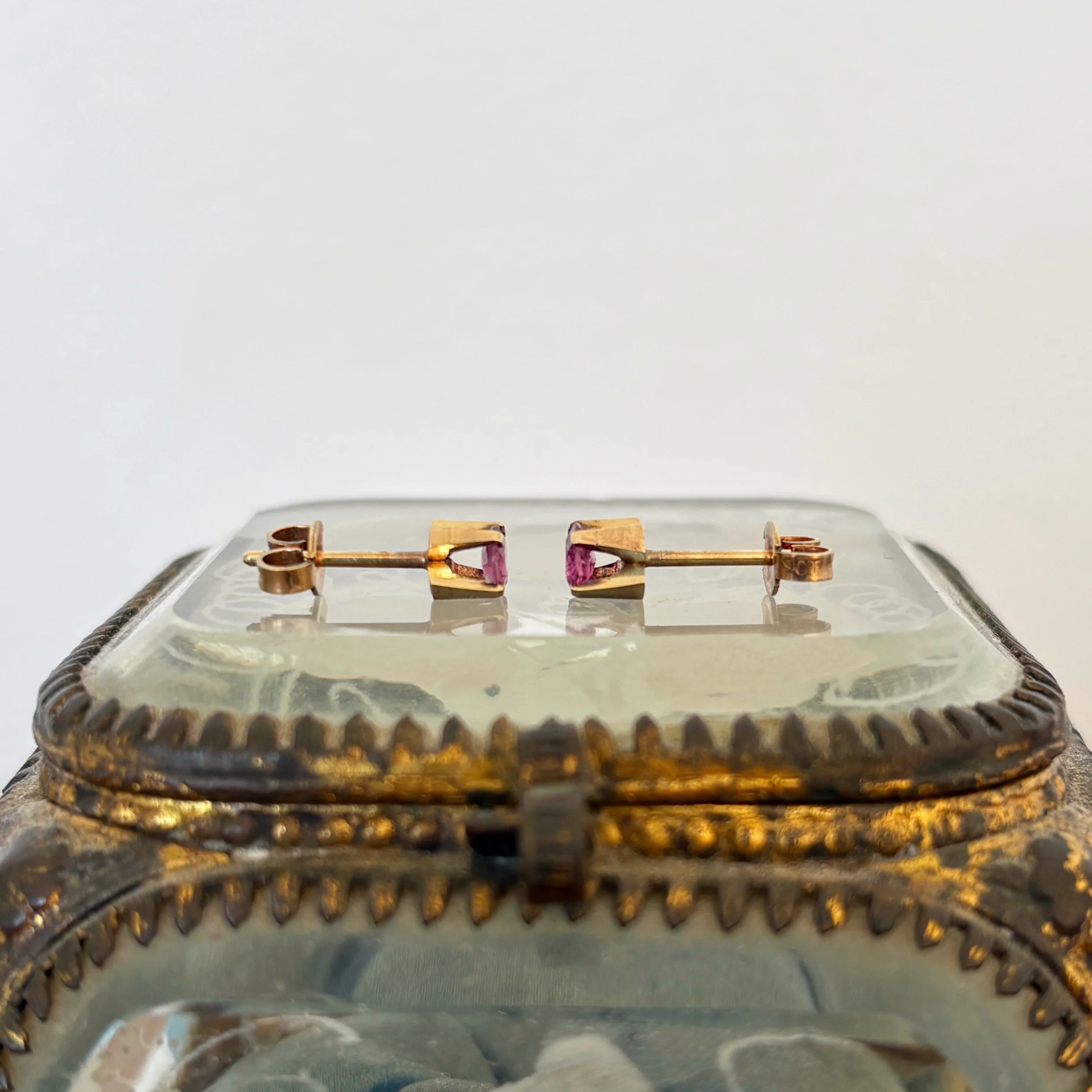 EA036 garnet studs 2.jpg