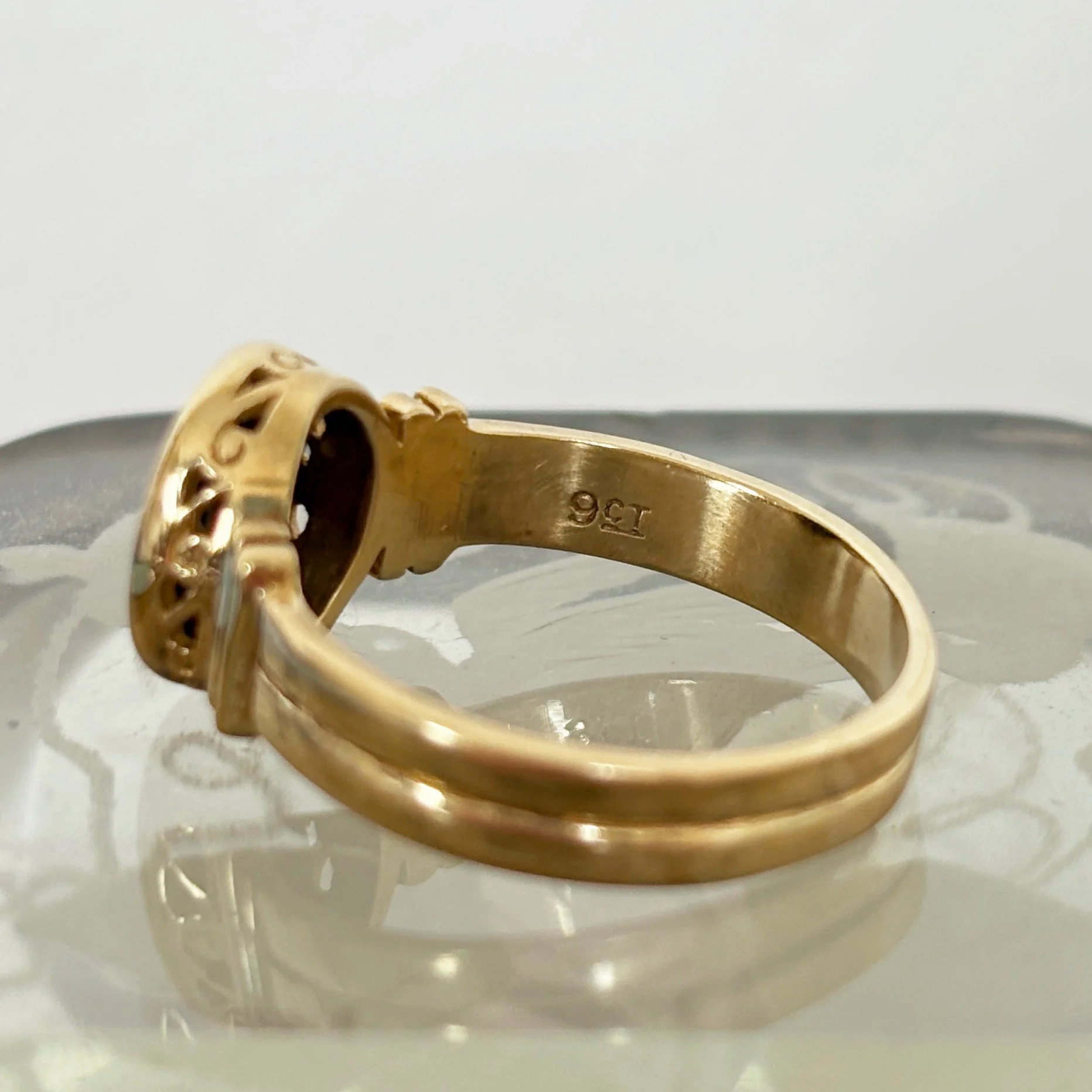 RA350 onyx signet 7.jpg