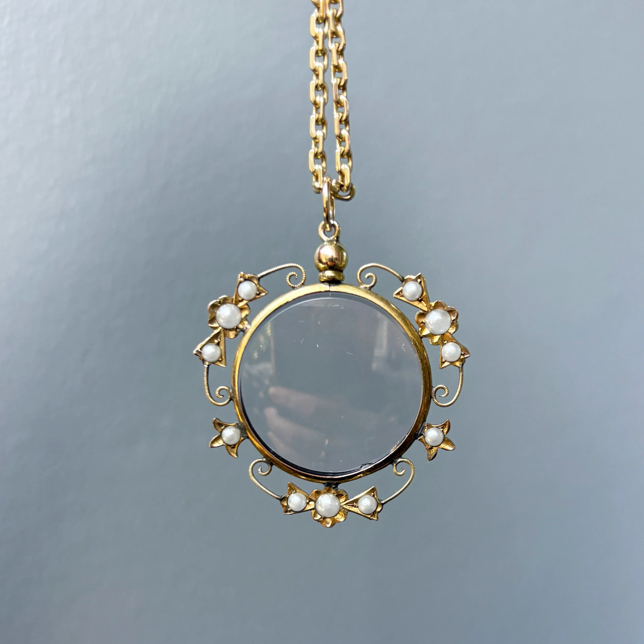 CA297 seed pearl open locket 9.jpg