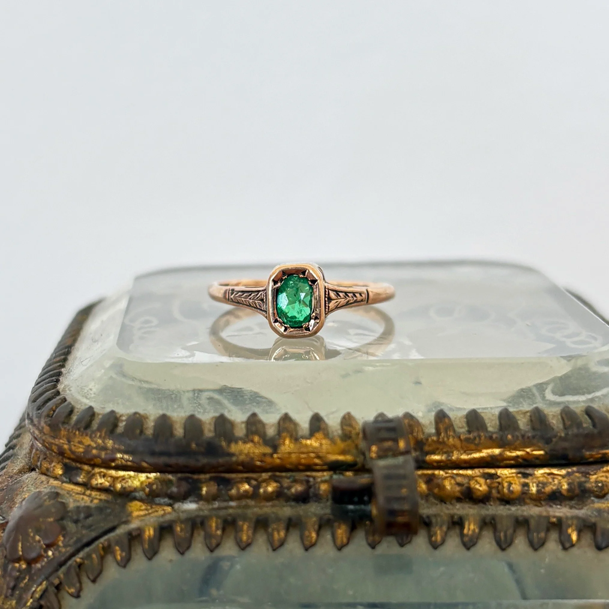 RA354 emerald 10.jpg