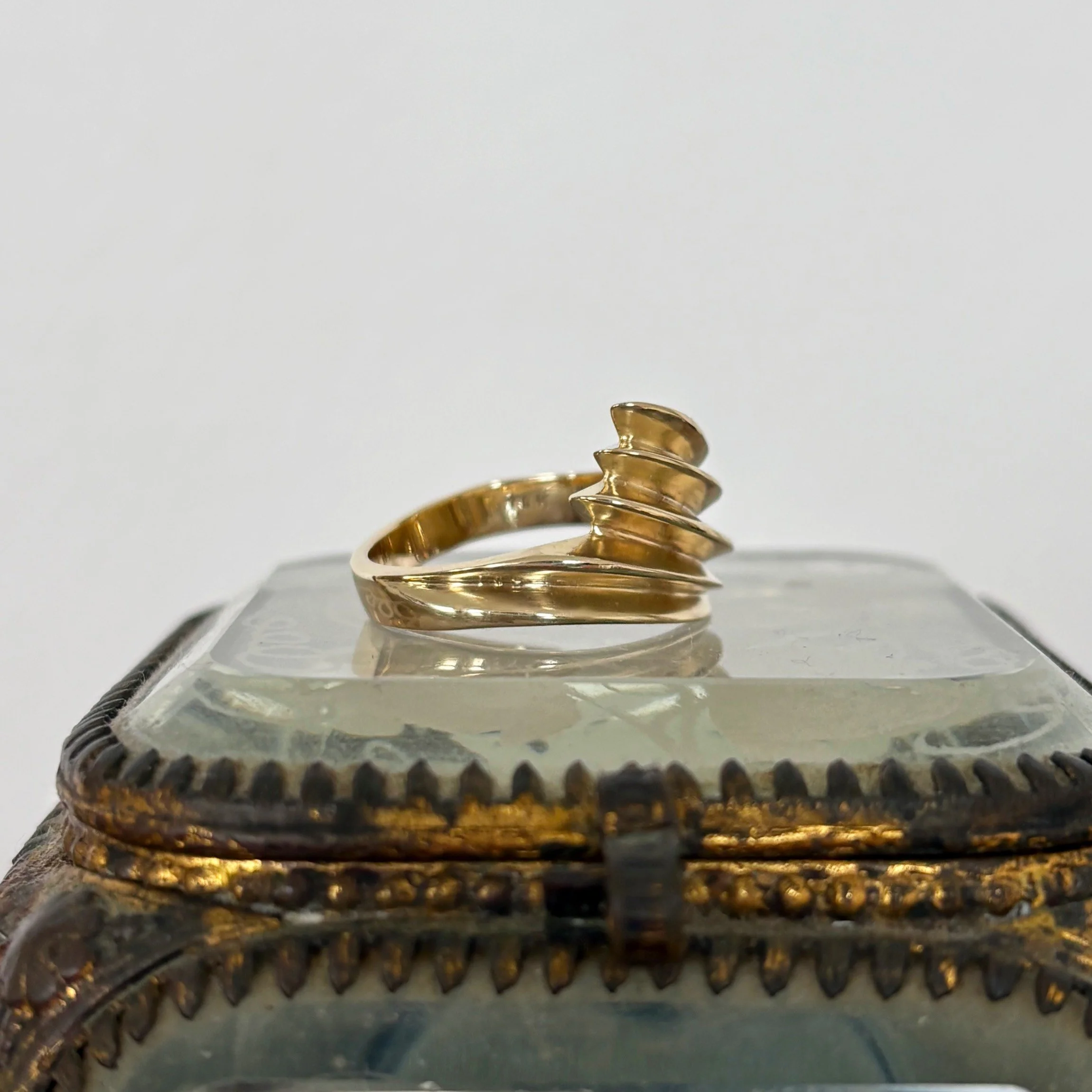 RA362 retro ridged ring 11.jpg