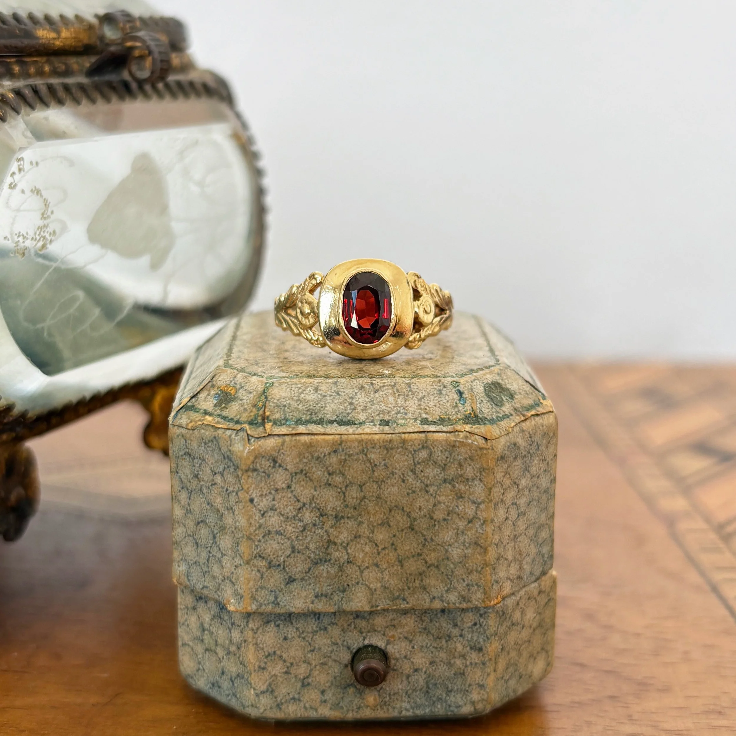 RA357 garnet ring 15.jpg
