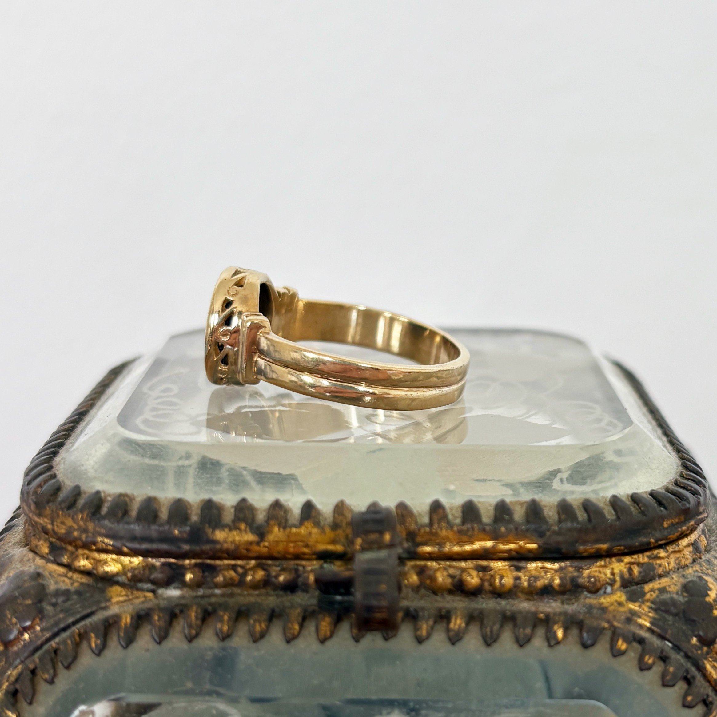 RA350 onyx signet 5.jpg